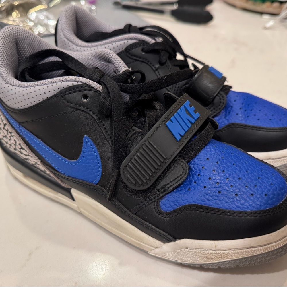 Nike Air Jordan Legacy 312 low (Black & Blue) Youth Sneakers